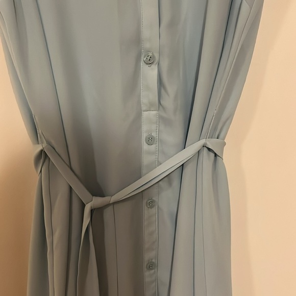 New York and Company Sleeveless Dress - Picture 6 of 9